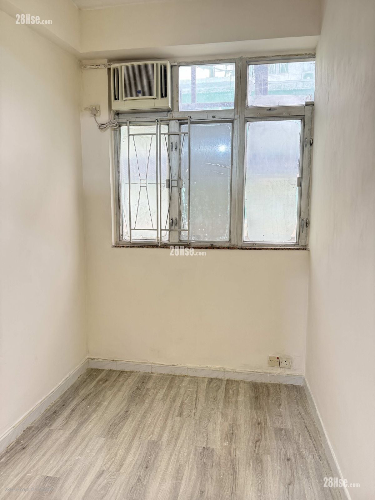 Old Mansion Rental 2 Bedrooms , 1 Bathroom 409 ft²