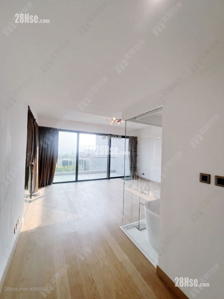 Peak Castle Rental 5+ Bedrooms , 3 Bathrooms 3,357 ft²