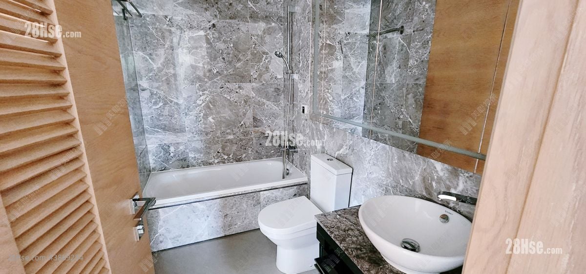 Peak Castle Rental 5+ Bedrooms , 3 Bathrooms 3,357 ft²