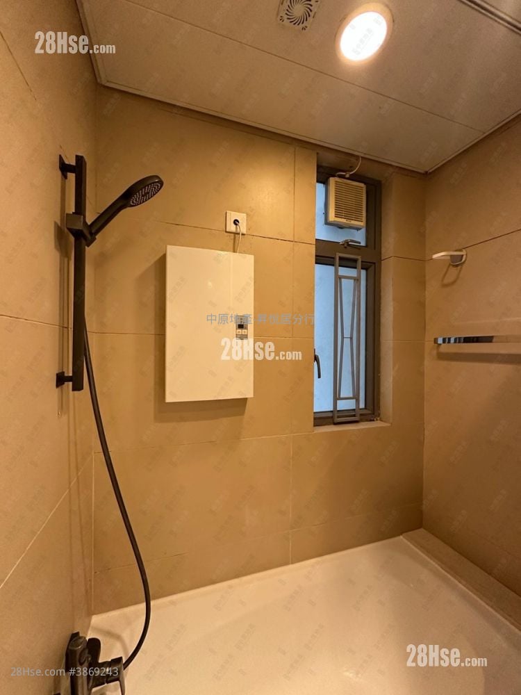 Heya Crystal Rental 2 Bedrooms , 1 Bathroom 498 ft²