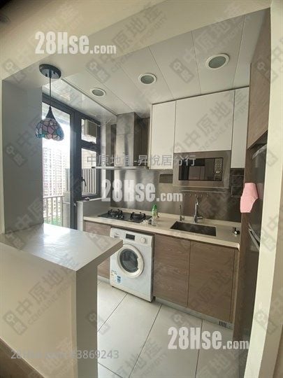 Heya Crystal Rental 2 Bedrooms , 1 Bathroom 498 ft²