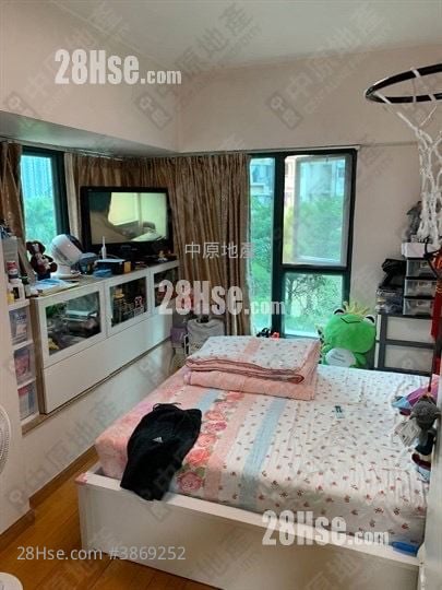 Greenery Place Sell 3 Bedrooms 696 ft²