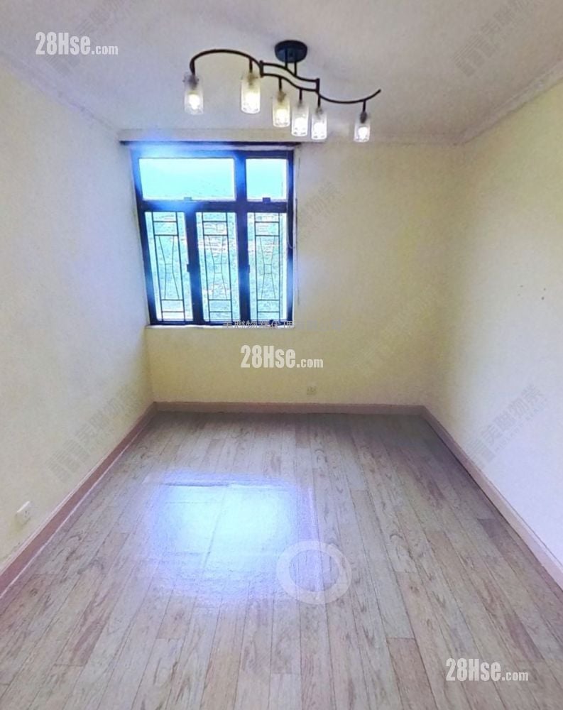 Luk Yeung Sun Chuen Rental 2 Bedrooms , 1 Bathroom 445 ft²