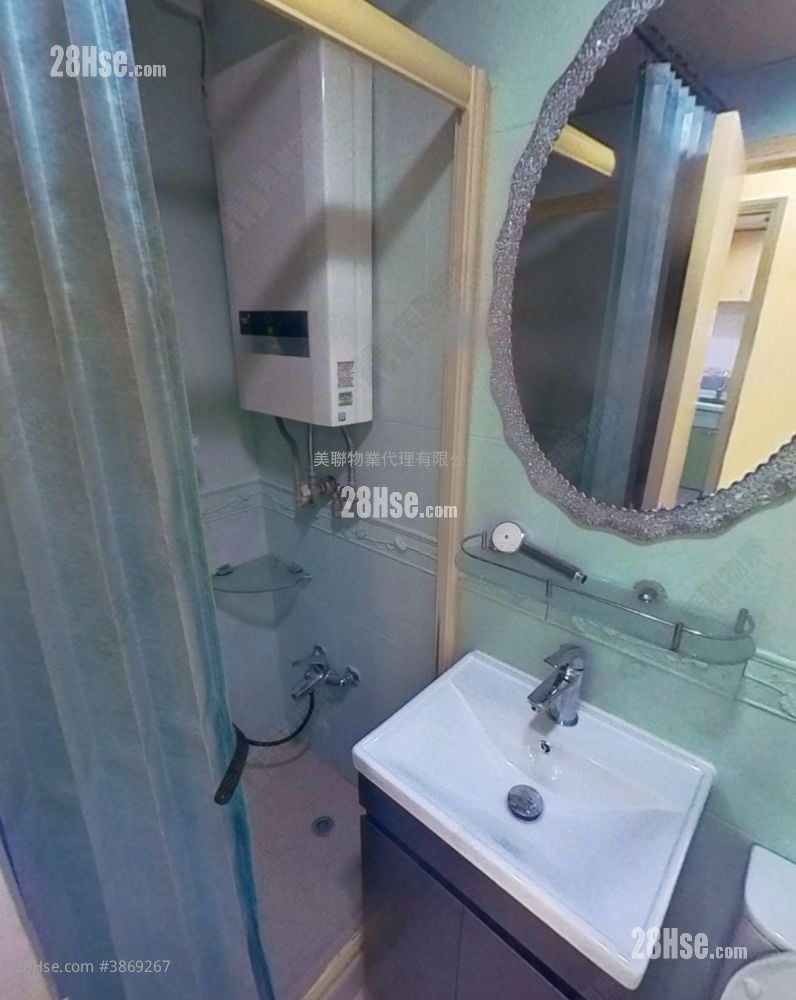 Luk Yeung Sun Chuen Rental 2 Bedrooms , 1 Bathroom 445 ft²