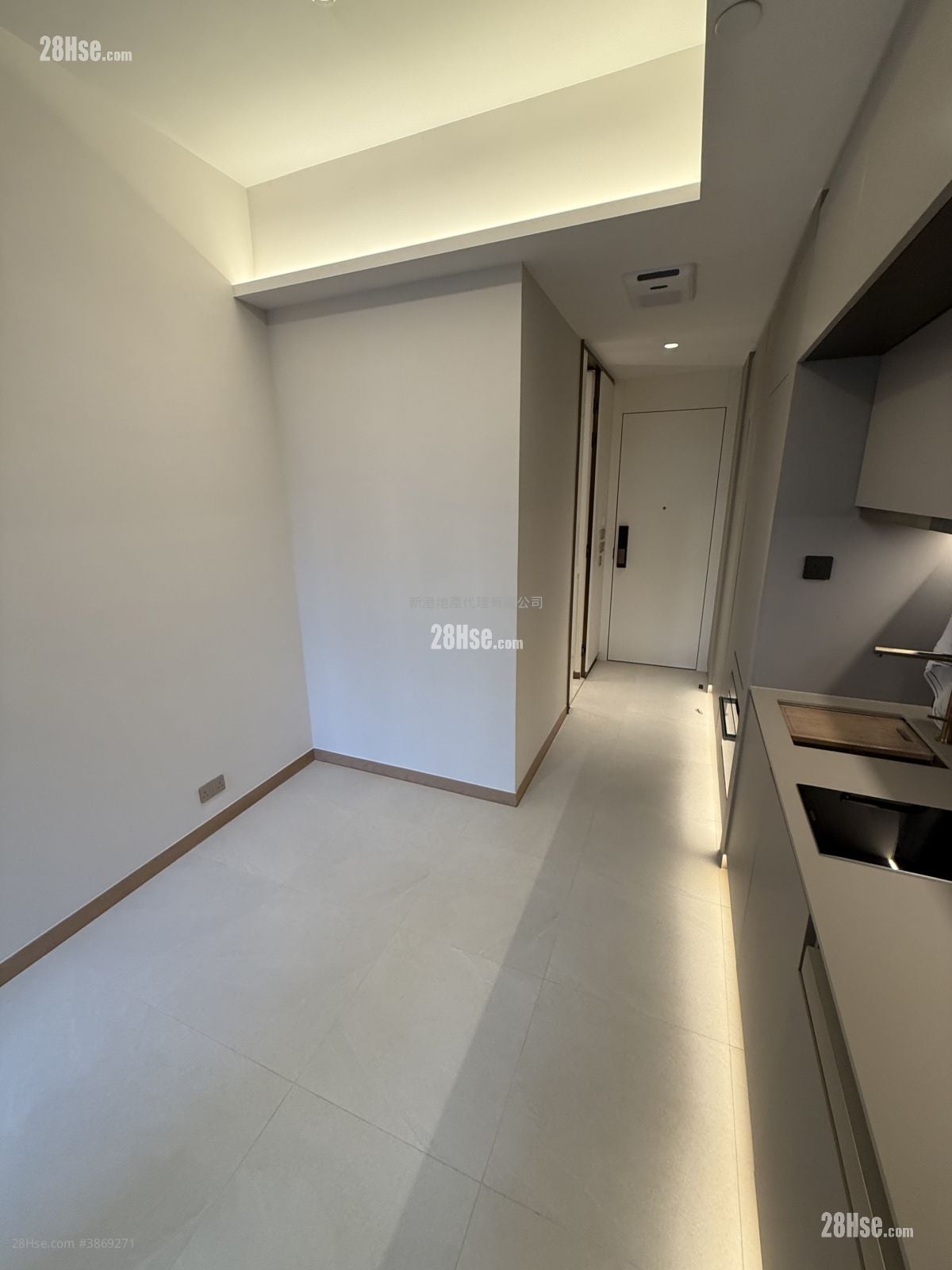 Baker Circle Greenwich Rental Studio , 1 Bathroom 222 ft²