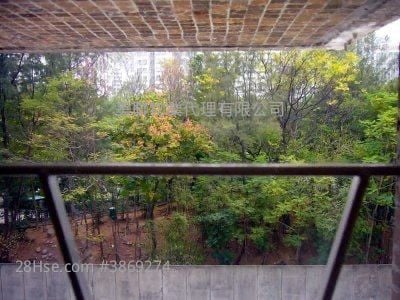Luk Yeung Sun Chuen Sell 2 Bedrooms 475 ft²