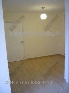 Luk Yeung Sun Chuen Sell 2 Bedrooms 475 ft²