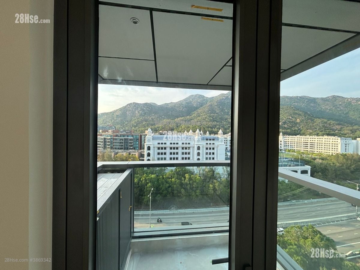 Gold Coast Bay Rental 313 ft²