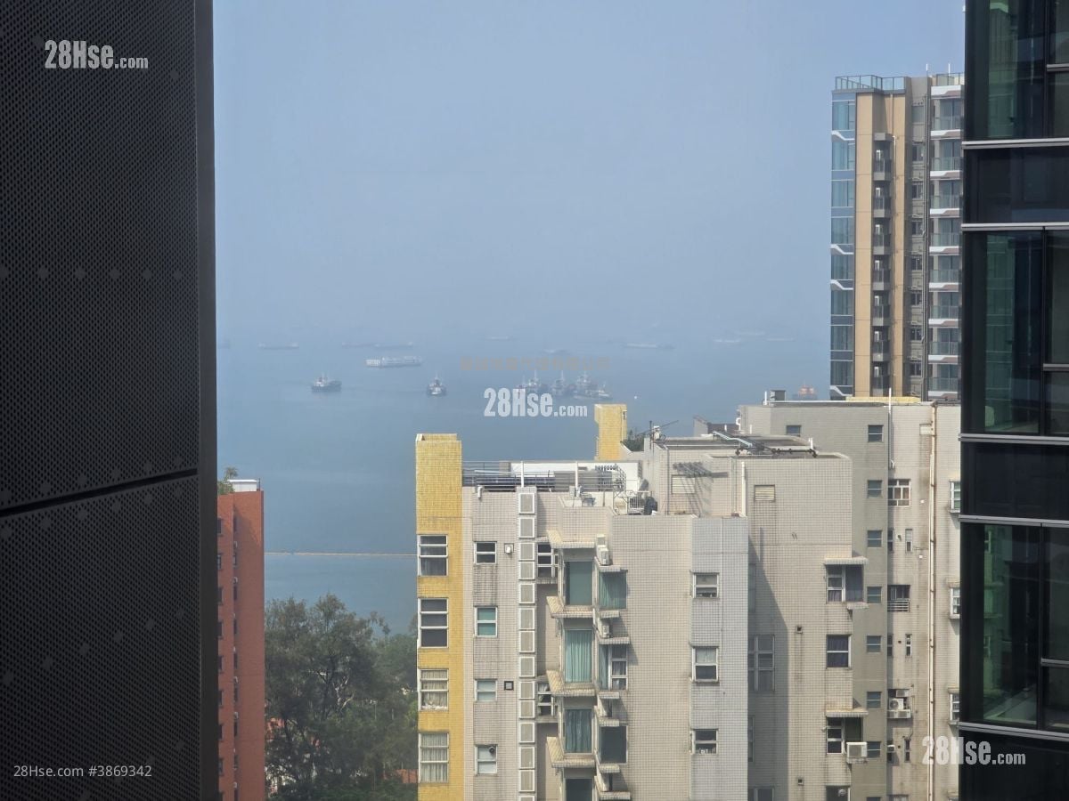 Gold Coast Bay Rental 313 ft²