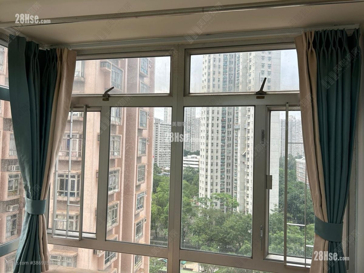 Sunshine City Rental 3 Bedrooms , 2 Bathrooms 503 ft²