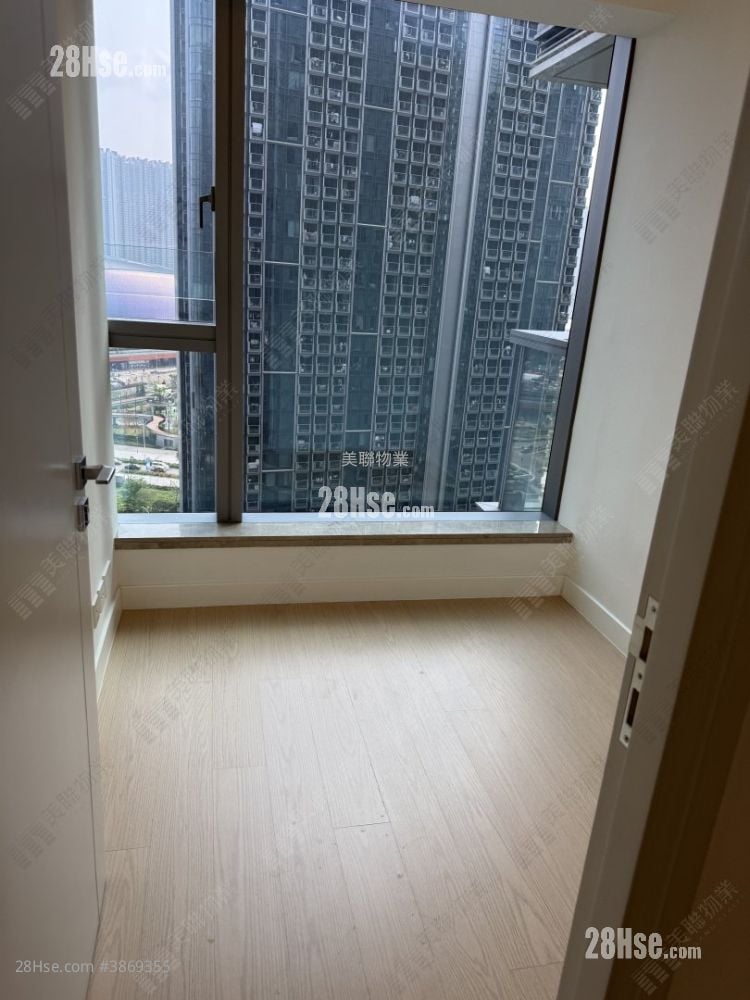 Monaco Rental 762 ft²