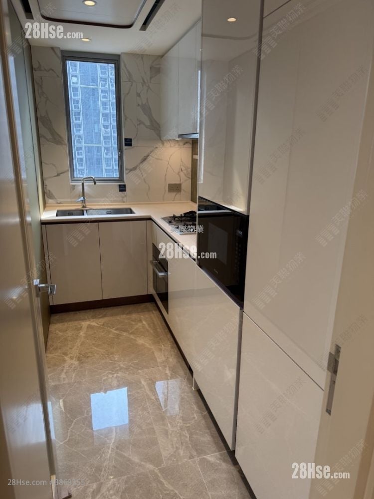 Monaco Rental 762 ft²