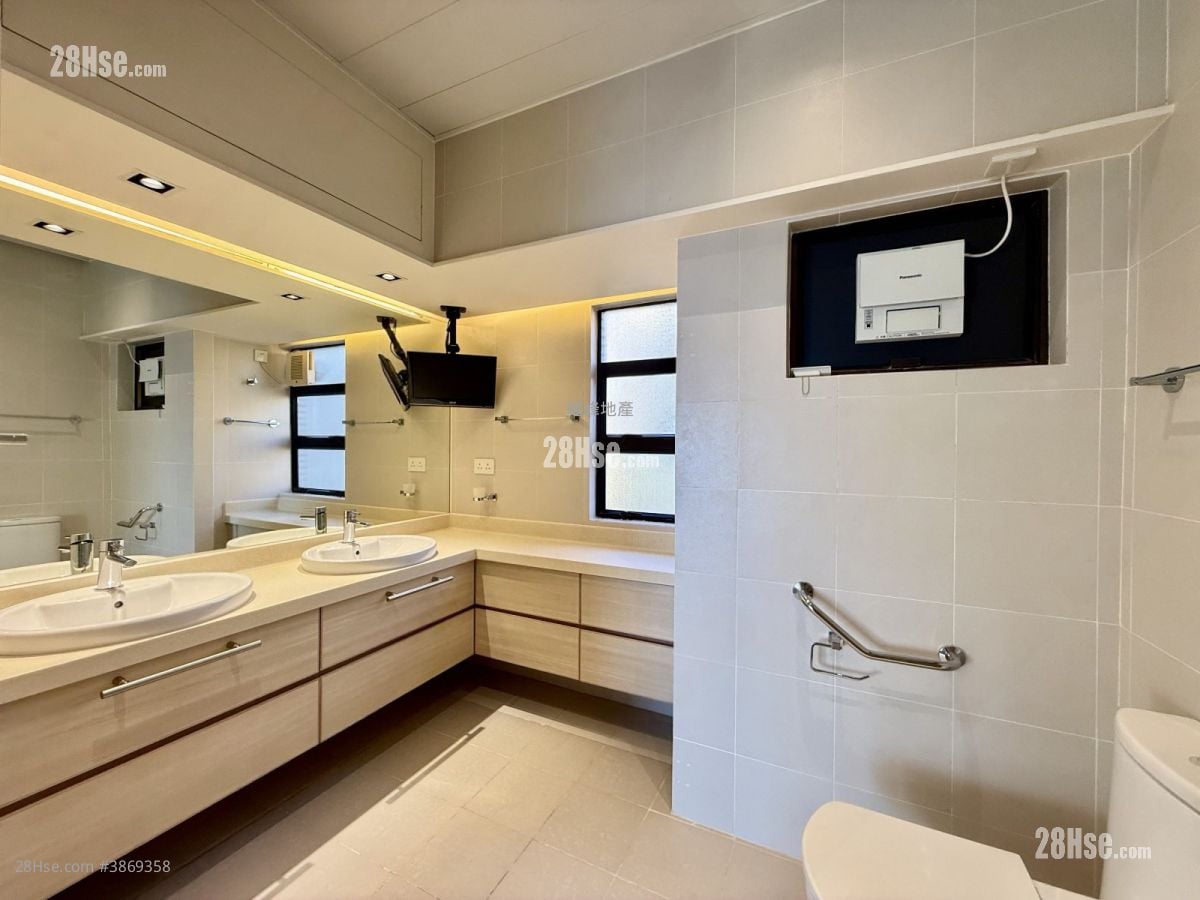 Wisdom Court Rental 2 Bedrooms , 2 Bathrooms 1,010 ft²