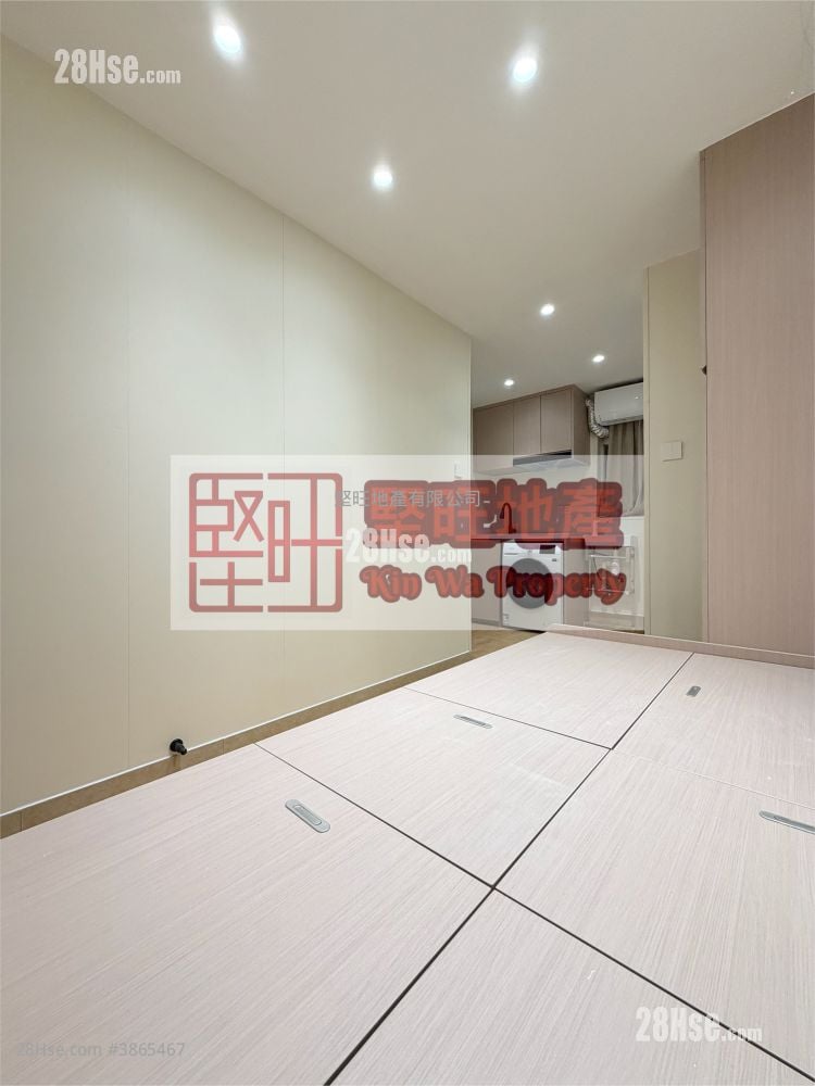 Apartment Rental Studio , 1 Bathroom 160 ft²