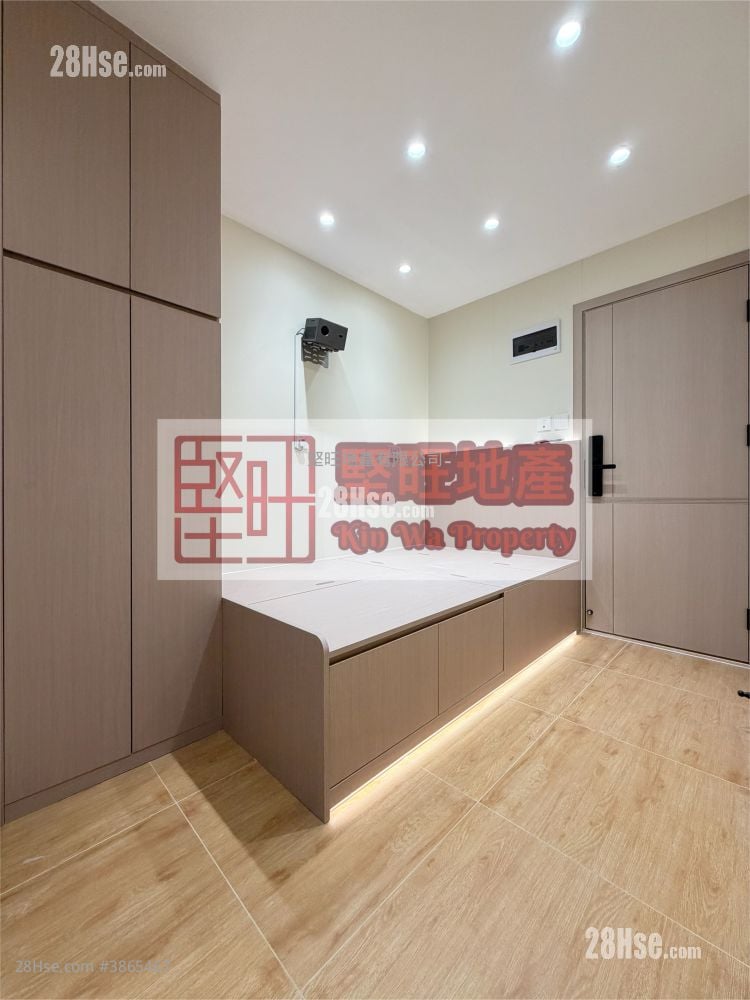 Apartment Rental Studio , 1 Bathroom 160 ft²