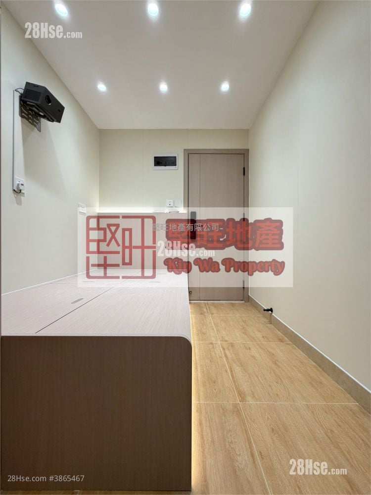 Apartment Rental Studio , 1 Bathroom 160 ft²