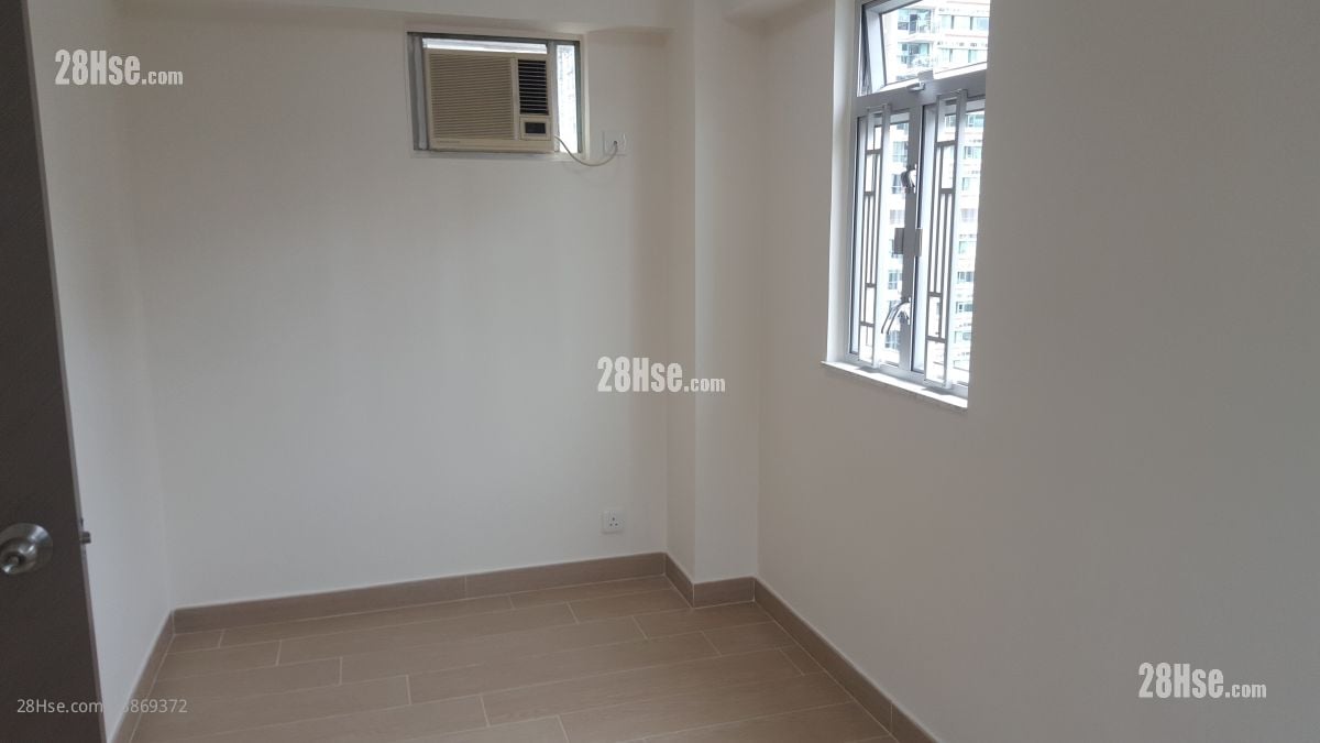 On Ning Garden Rental 2 Bedrooms , 1 Bathroom 465 ft²