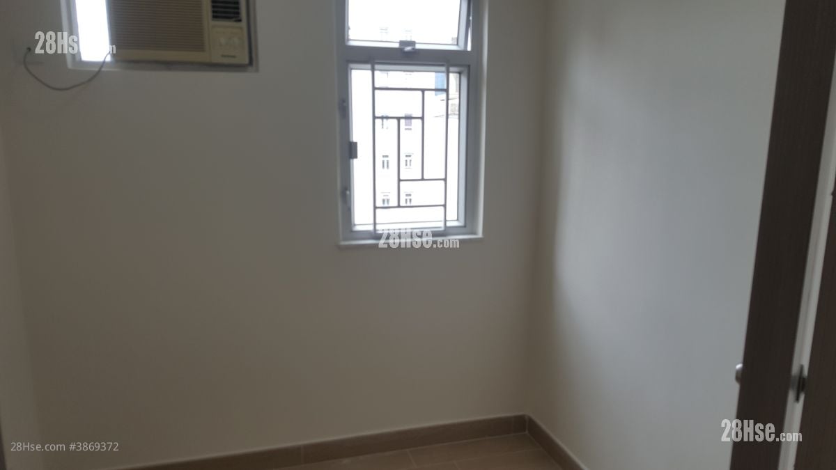 On Ning Garden Rental 2 Bedrooms , 1 Bathroom 465 ft²