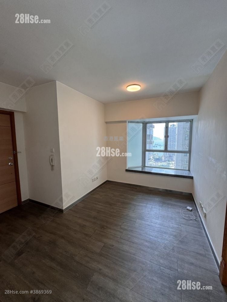 Metro Harbour View Sell 2 Bedrooms , 1 Bathroom 386 ft²