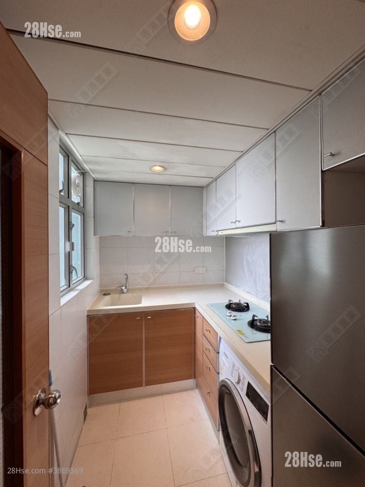 Metro Harbour View Sell 2 Bedrooms , 1 Bathroom 386 ft²