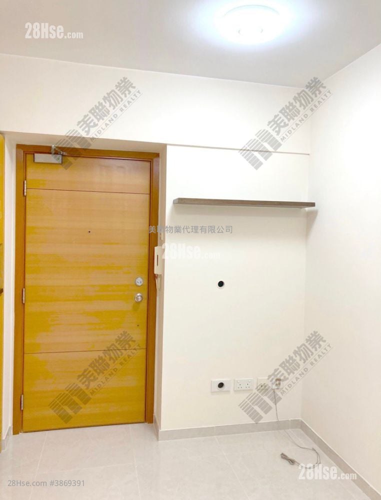 Metro Harbour View Sell 2 Bedrooms , 1 Bathroom 340 ft²