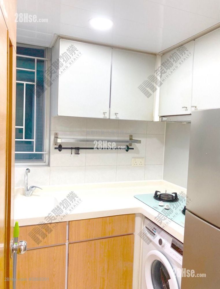 Metro Harbour View Sell 2 Bedrooms , 1 Bathroom 340 ft²