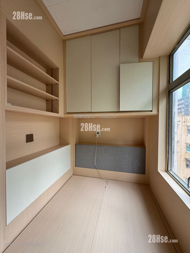 建煌華廈 租盤 140 平方呎