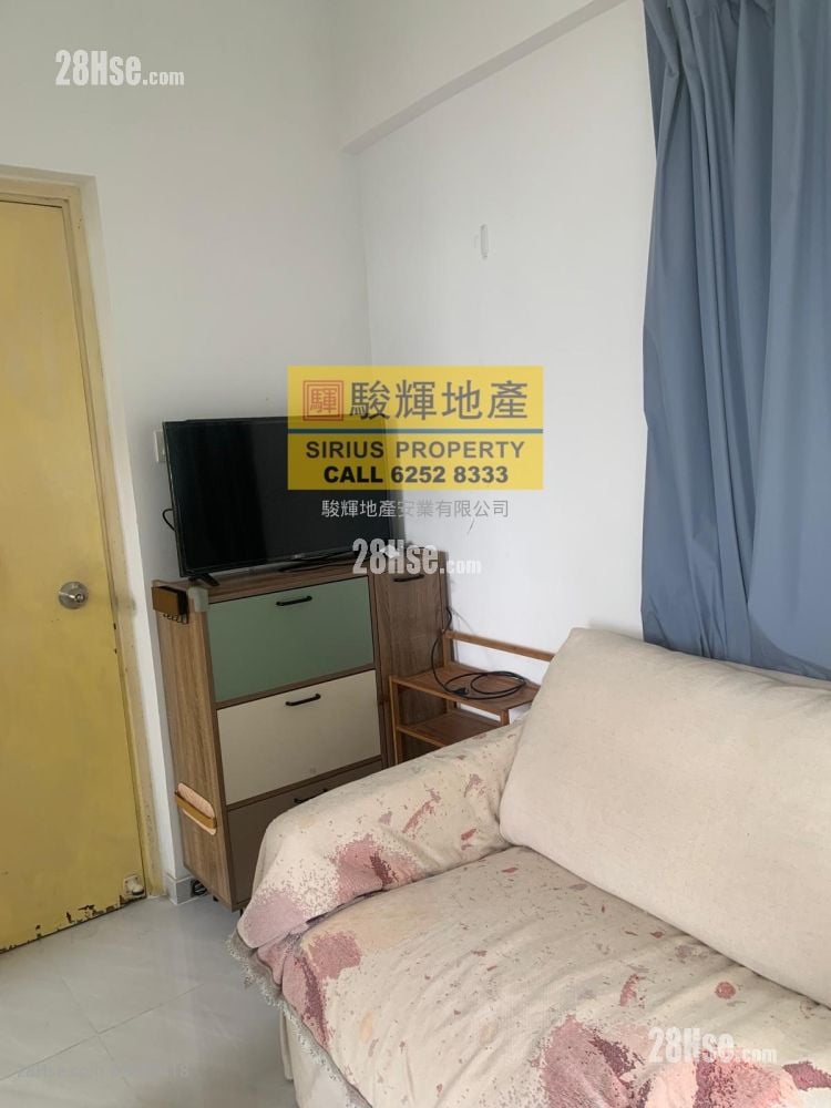 Hart Avenue Court Rental 207 ft²