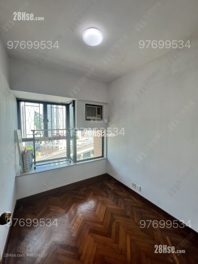 bedroom 1: Chelsea Heights Sell 2 Bedrooms , 1 Bathroom 532 ft²
