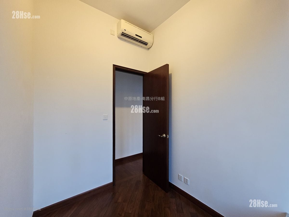 Park Summit Sell 3 Bedrooms , 2 Bathrooms 654 ft²