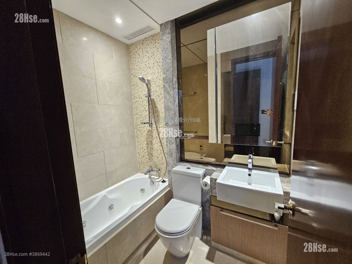 Park Summit Sell 3 Bedrooms , 2 Bathrooms 654 ft²