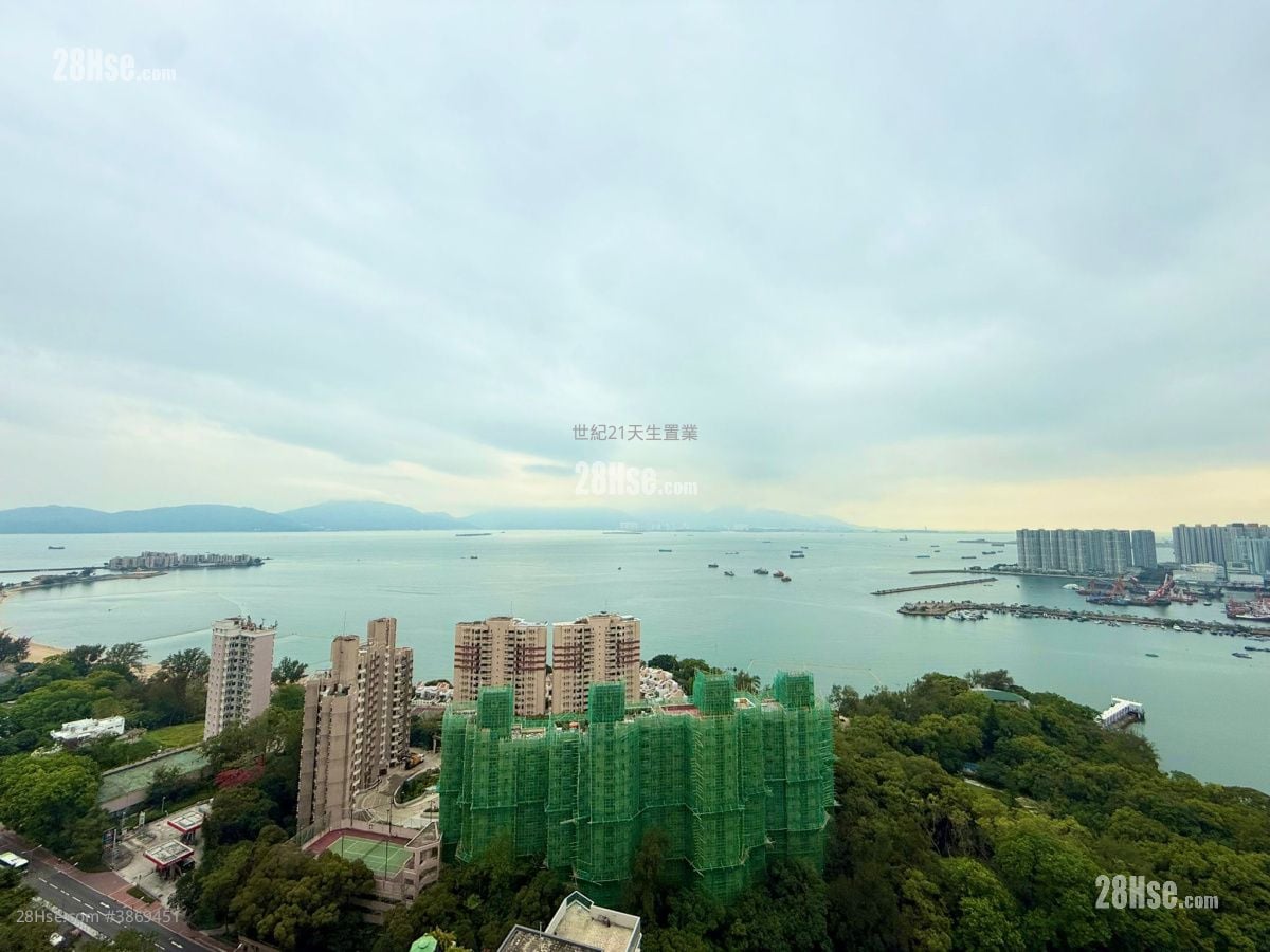 Crown By The Sea Sell 3 Bedrooms , 1 Bathroom 1,026 ft²