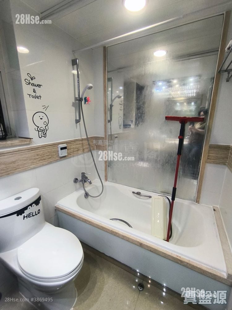 Central Park Towers Sell 475 ft²
