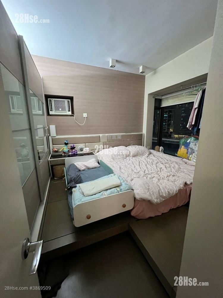 Liberte Sell 2 Bedrooms , 1 Bathroom 517 ft²