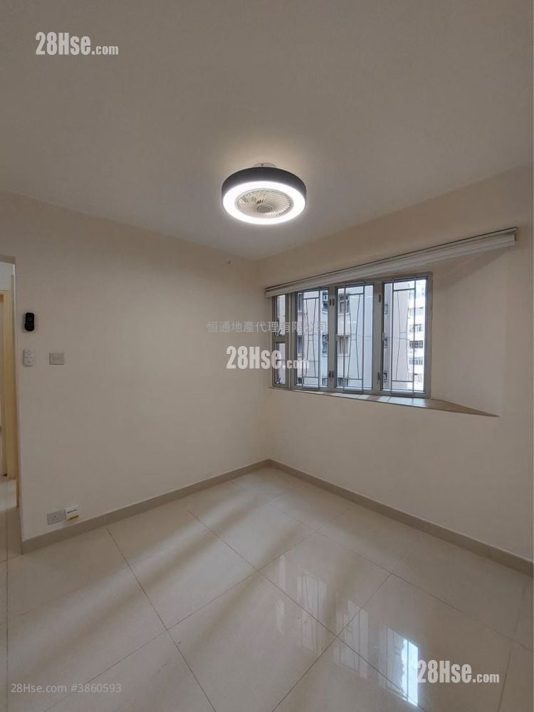 Full Wealth Gardens Rental 2 Bedrooms , 1 Bathroom 446 ft²