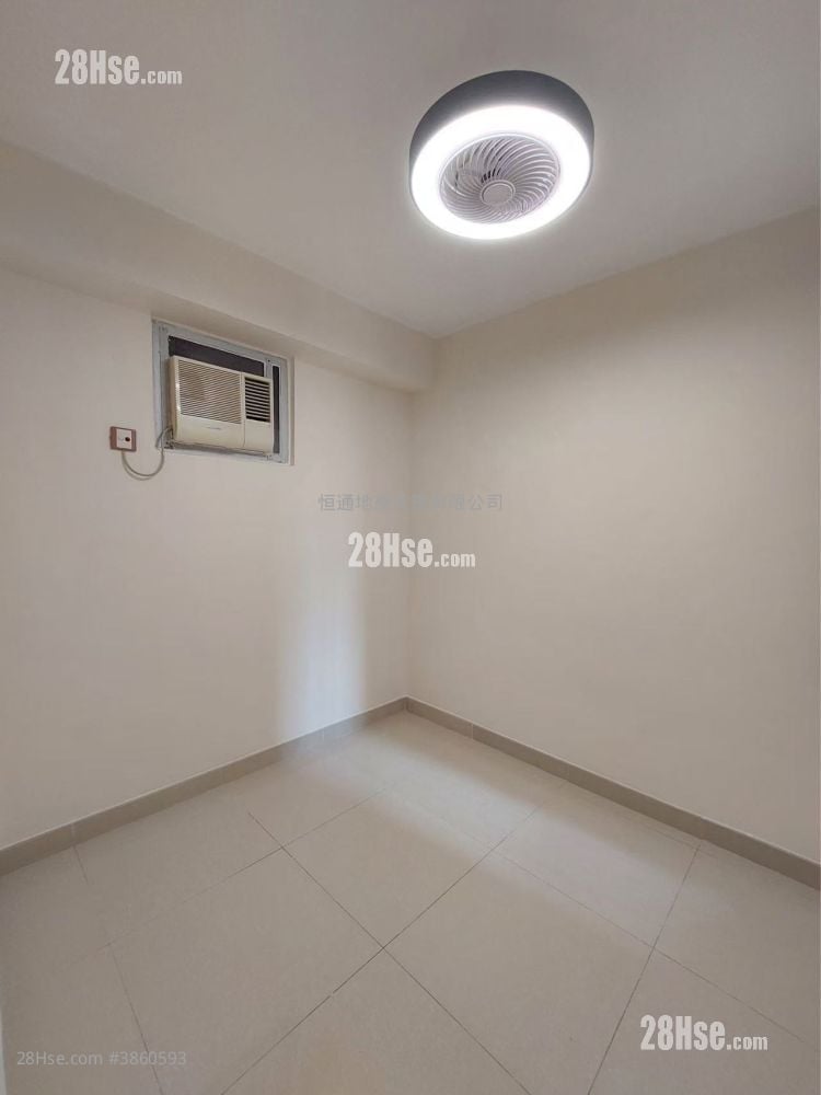 Full Wealth Gardens Rental 2 Bedrooms , 1 Bathroom 446 ft²