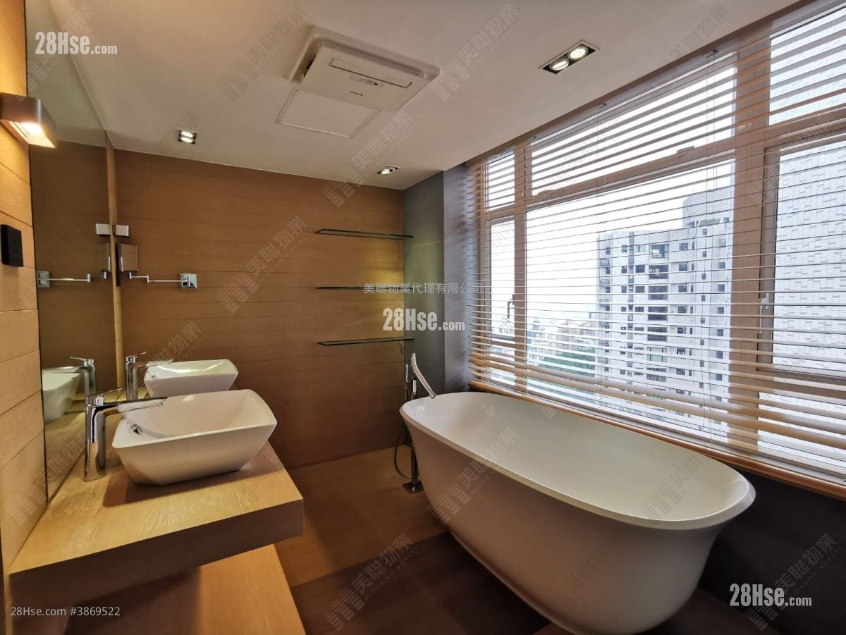 Hatton Place Sell 3 Bedrooms , 2 Bathrooms 1,177 ft²