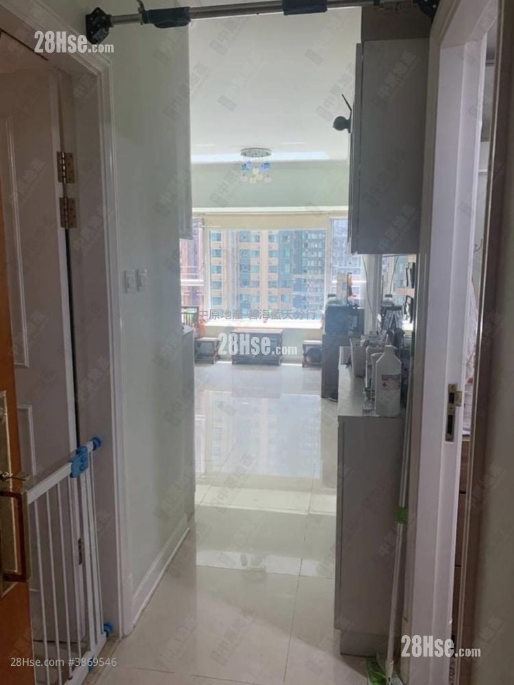 Banyan Garden Sell 2 Bedrooms , 1 Bathroom 440 ft²