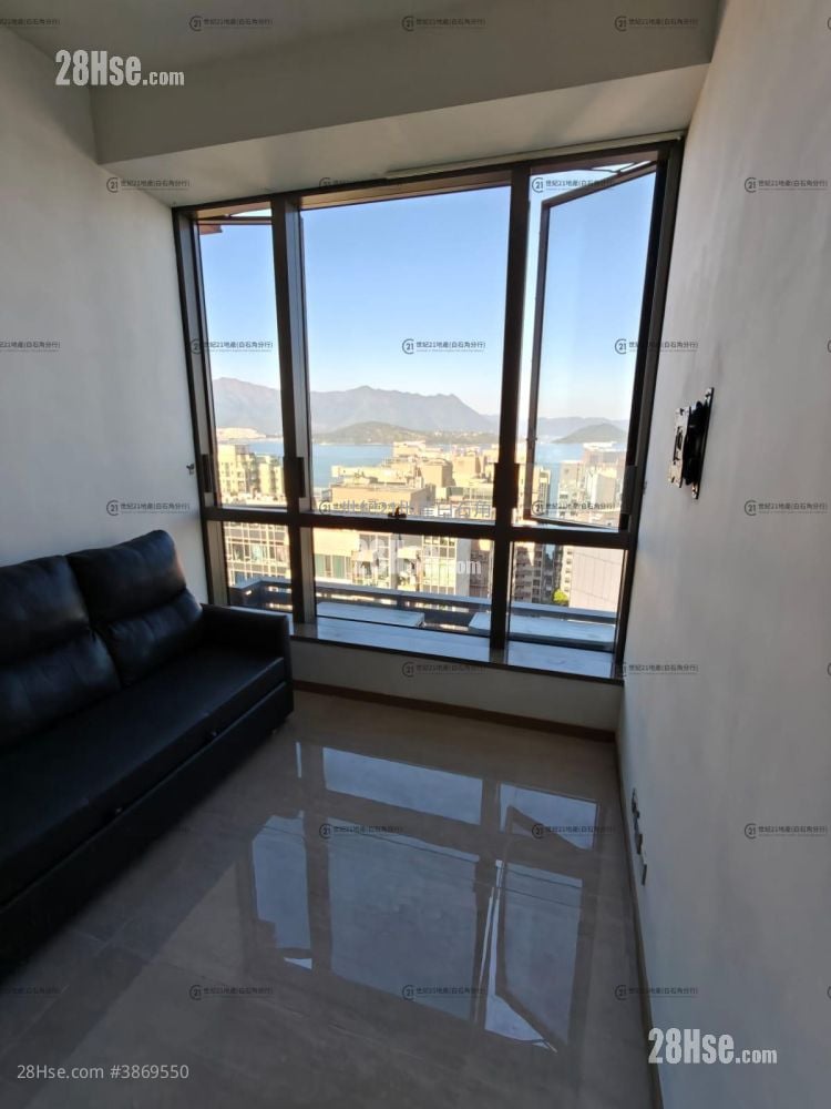 Centra Horizon Rental 2 Bedrooms , 1 Bathroom 403 ft²
