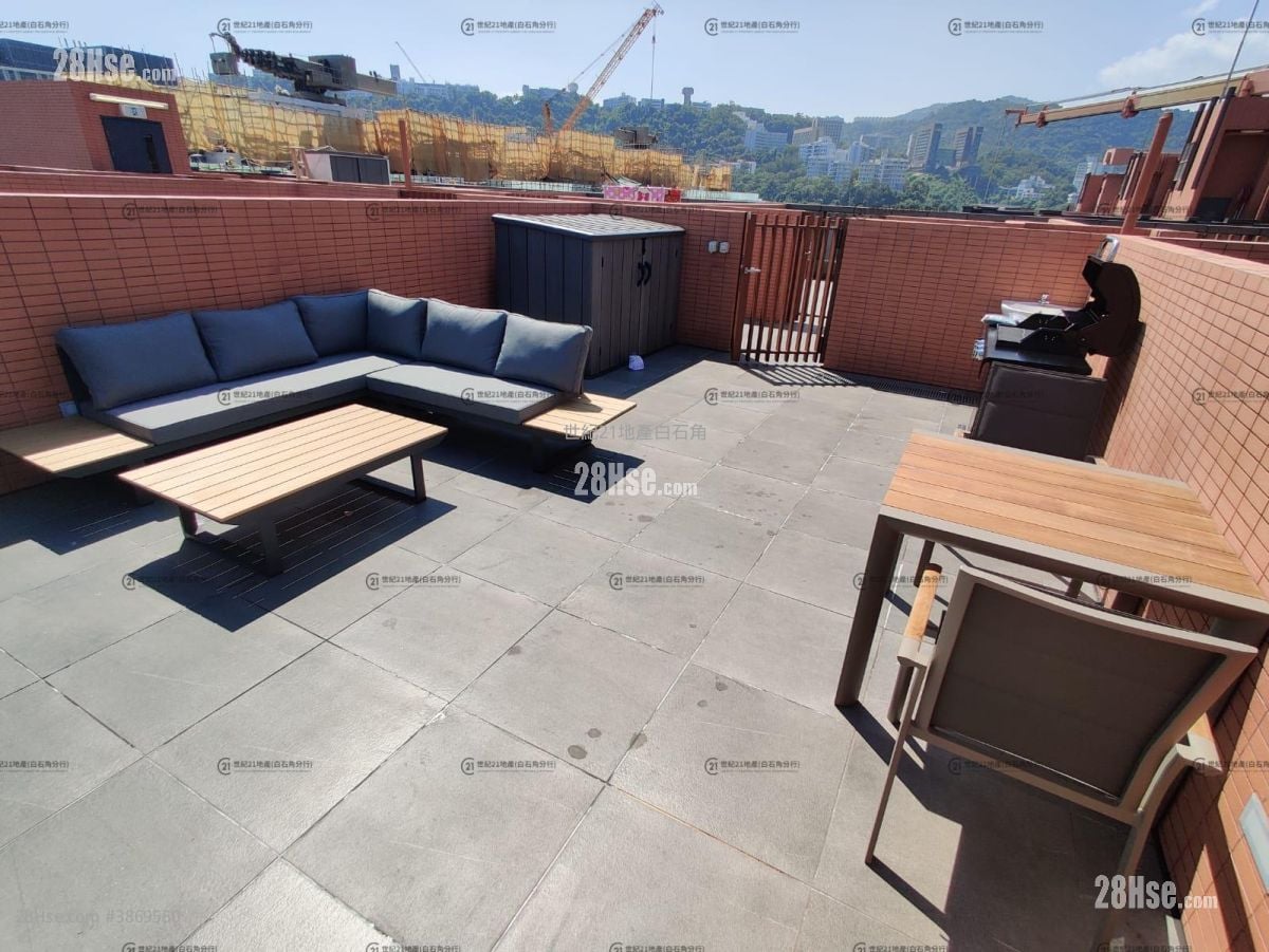 Centra Horizon Rental 2 Bedrooms , 1 Bathroom 403 ft²