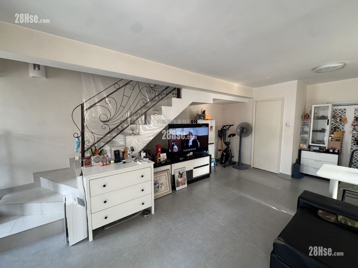 Maple Garden Sell 3 Bedrooms 698 ft²