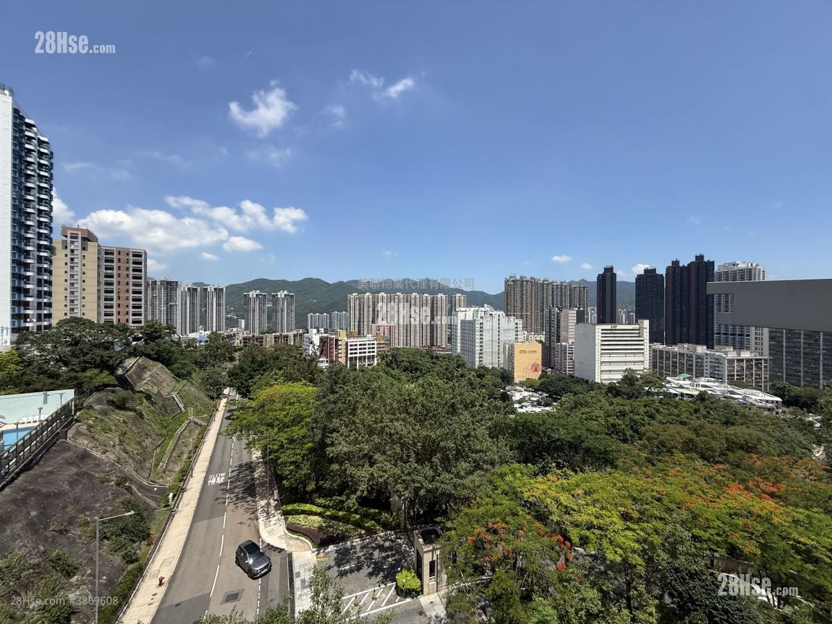 晉名峰 售盤 3 房 2,075 平方呎
