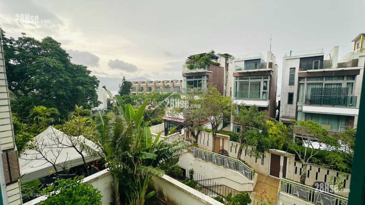 Stanford Villa Rental 3 Bedrooms , 2 Bathrooms 855 ft²