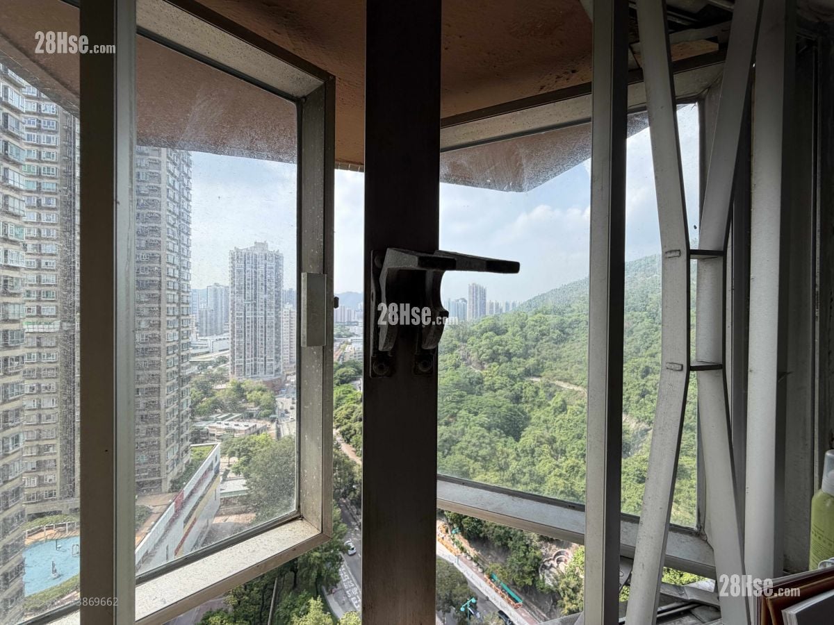 Waldorf Garden Sell 2 Bedrooms , 1 Bathroom 414 ft²