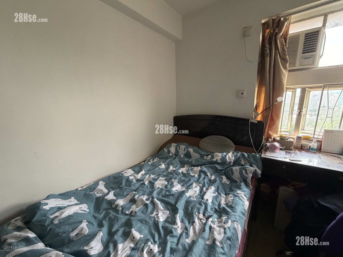 Waldorf Garden Sell 2 Bedrooms , 1 Bathroom 414 ft²