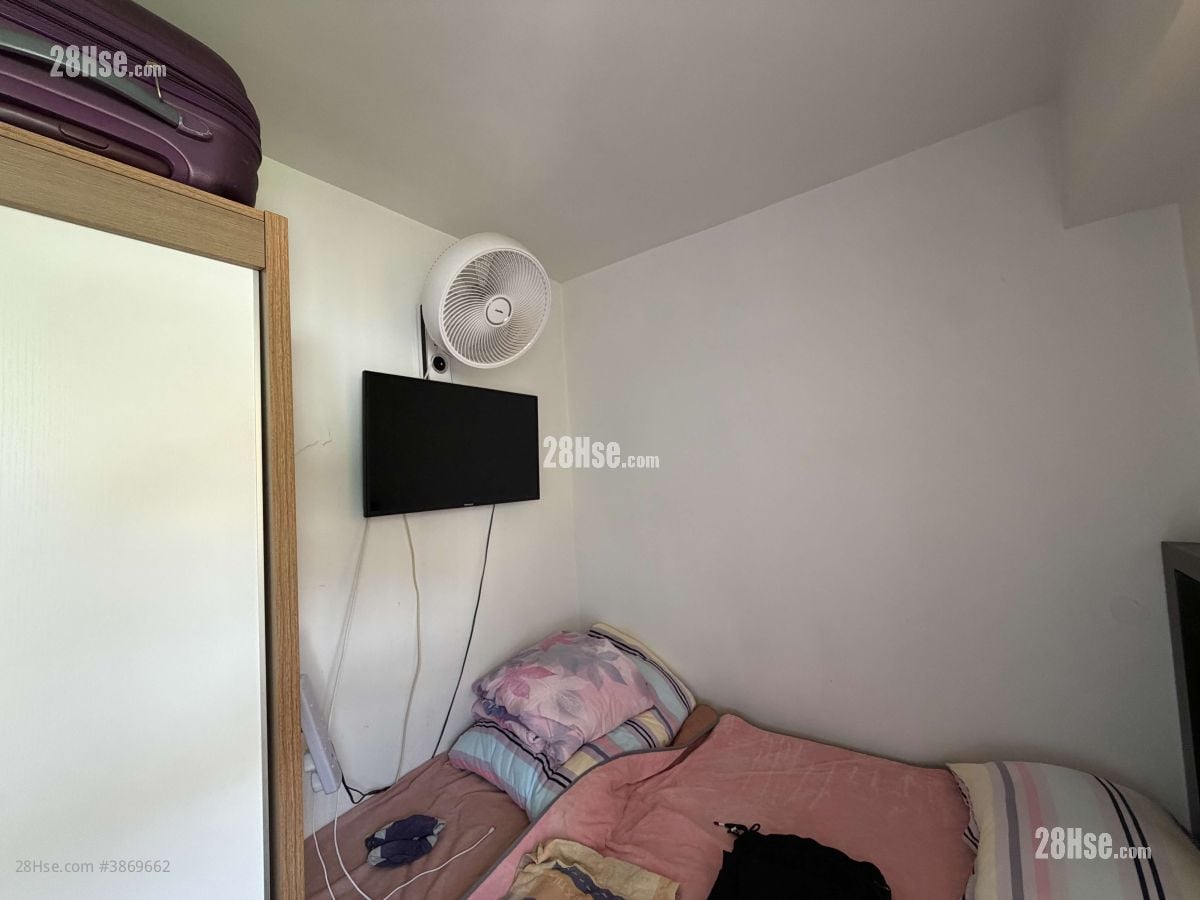 Waldorf Garden Sell 2 Bedrooms , 1 Bathroom 414 ft²