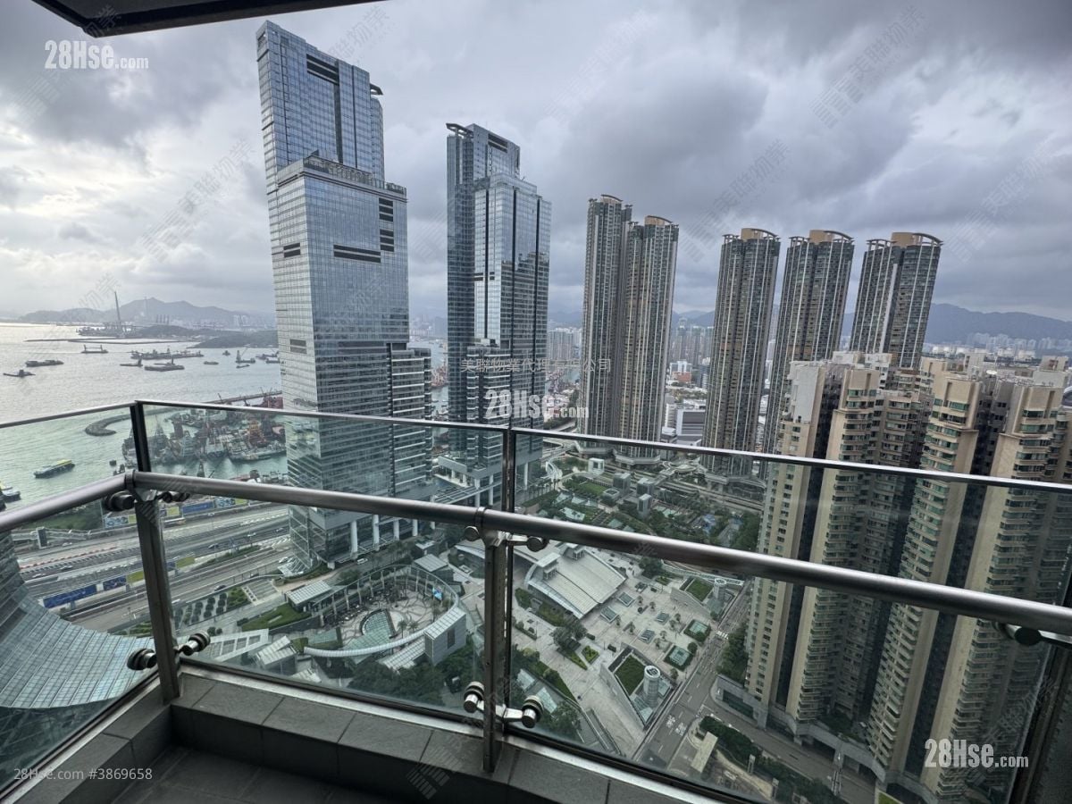 The Harbourside Rental 3 Bedrooms 1,068 ft²