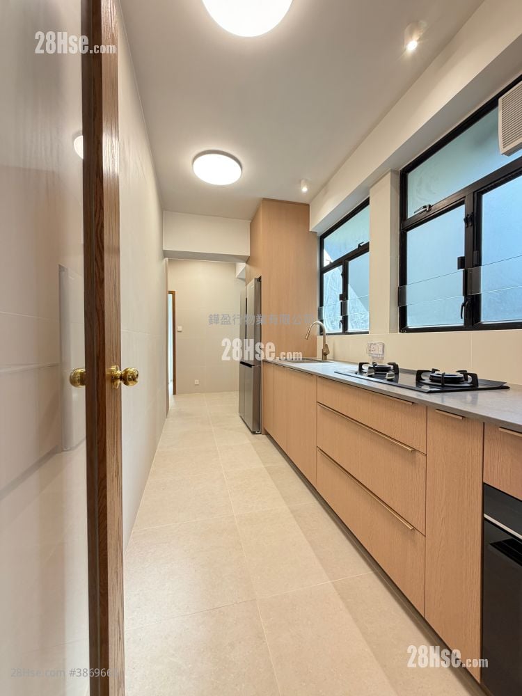 Park Mansions Rental 3 Bedrooms , 2 Bathrooms 1,723 ft²