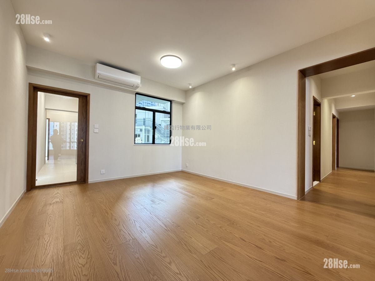 Park Mansions Rental 3 Bedrooms , 2 Bathrooms 1,723 ft²