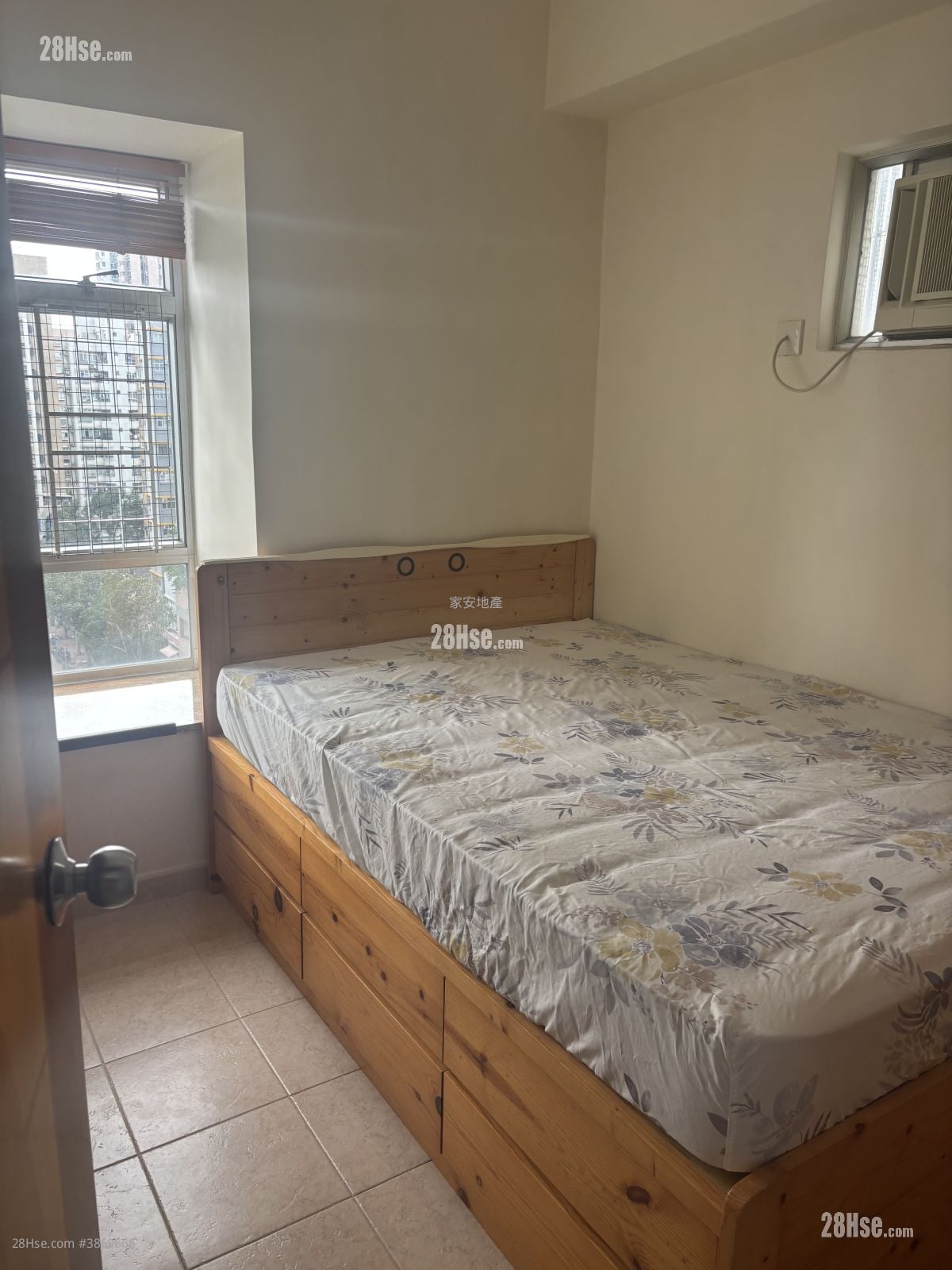 Kin Fai Building Sell 2 Bedrooms , 1 Bathroom 344 ft²